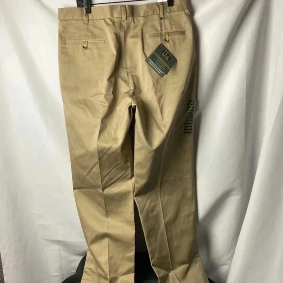 NWT JOS.A.BANK TRAVELERS COLLECTION MENS TAN PLEATED FRONT KHACKI PANTS 35Wx 32L - Picture 12 of 14